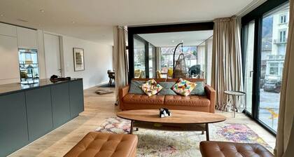 Modern Jungfrau View Apartment with BBQ and AC at Interlaken West Station