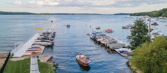 Lake Geneva Lake Life steps from Lake! 3+BR House in Fontana, WI