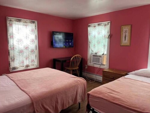 Spacious 3-bedroom apartment in gorgeous Atlantic City with AC