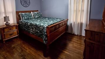 4 chambres, fer et planche Ă repasser, Wi-Fi, draps fournis