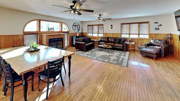 House (5 Bedrooms) | Front of property