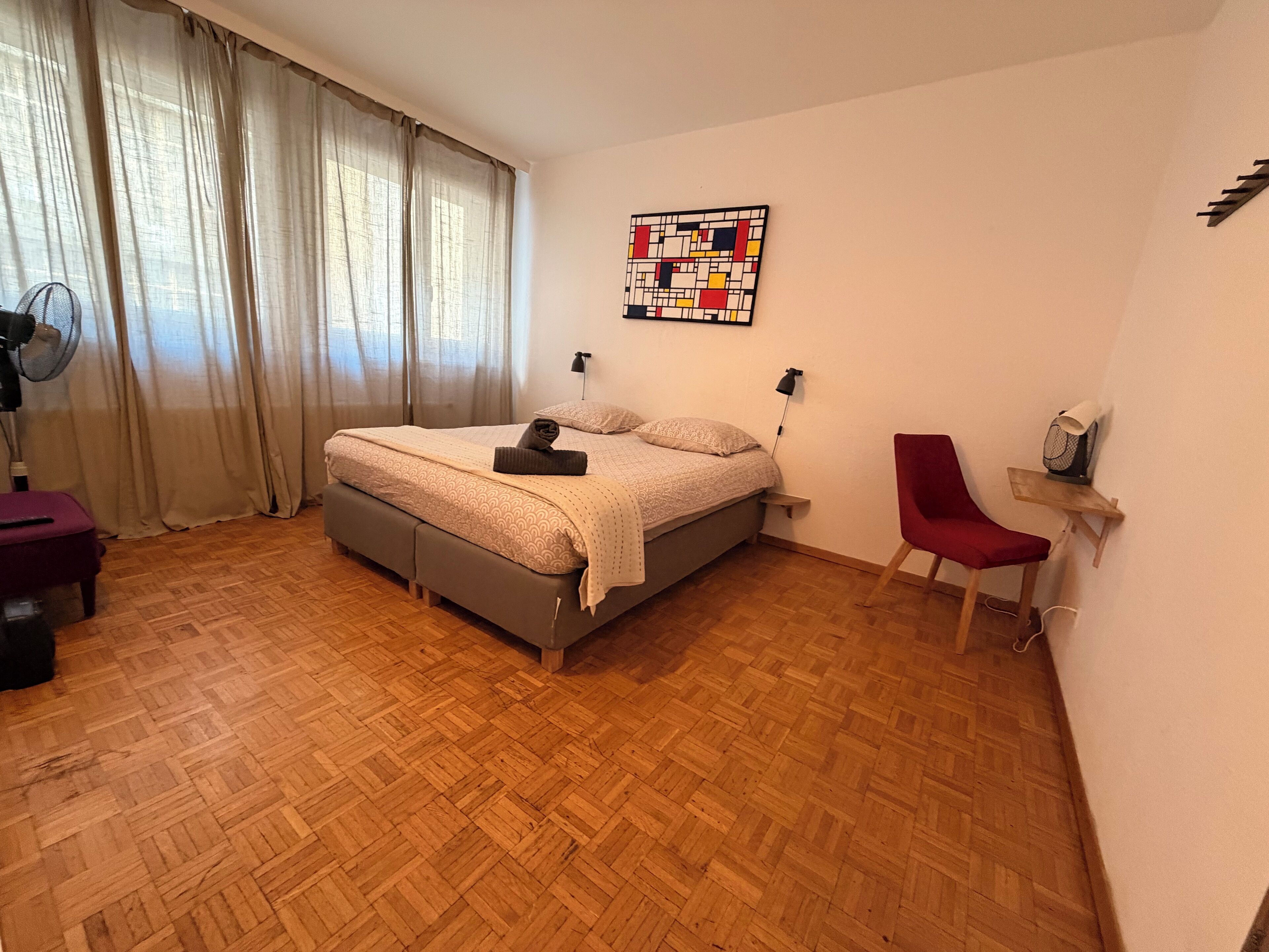 2 bedrooms, iron/ironing board, WiFi, bed sheets