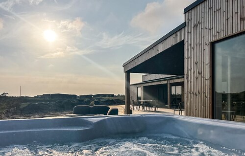 Amazing home in Thisted with sauna