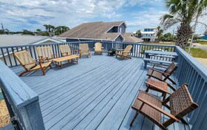 Property grounds - 2-bedroom house in adorable Panama City steps to the best restaurants and beach (Panama City Beach)