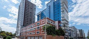 Apartamento a 550 m da Praia com Wi-fi e Garagem