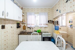 House - Apartamento a 550 m da Praia com Wi-fi e Garagem (Praia Grande)