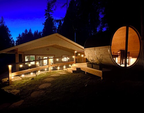 Cozy family friendly cottage and sauna