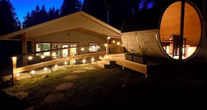 Cozy family friendly cottage and sauna
