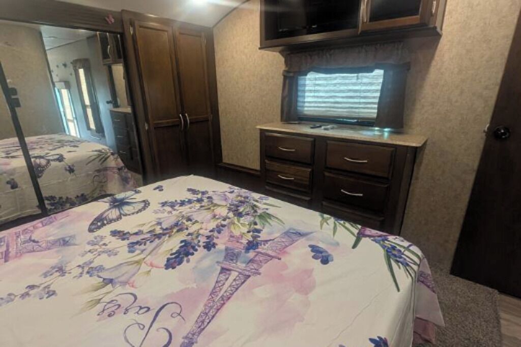 Strykejern/-brett, wi-fi og sengetøy