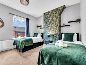 3 habitaciones, tabla de planchar con plancha y wifi 