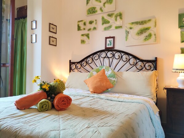 Bügeleisen/Bügelbrett, Internetzugang, Bettwäsche