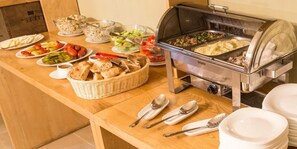 Dining - Gudauri Deka Alpine Cottages - Alpine 1 | Ski-in by Lift Pirveli (Gudauri)