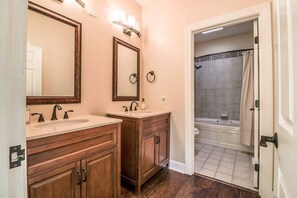 Hair dryer - Southern charm with a splash of modern decor (Savannah)