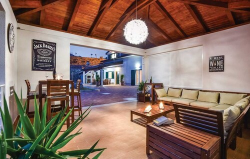 Holiday home Svilaja I Heated pool, family retreat