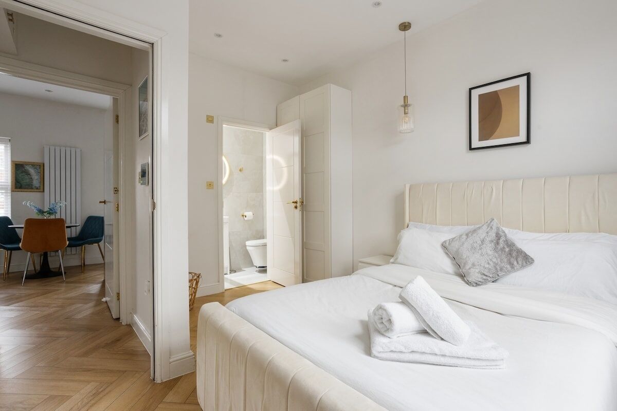 熨斗/熨衣板、上网接入、床单