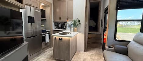 Mikrowelle, Ofen, Herdplatte