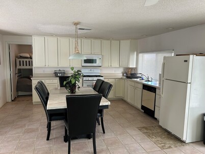 Perfect 2-bedroom Caballo Lake RV House