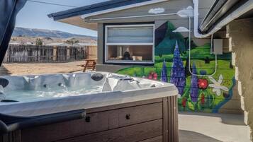 Baignoire à remous extérieure