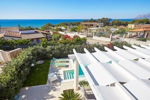 Pool - Villa Blanca, with garden and independent swimming pool. (ALCAMO)