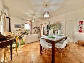 Dining - Casale Bagni Villa with private and independent swimming pool (CANICATTINI BAGNI)