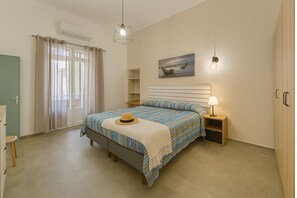 2 bedrooms, iron/ironing board, WiFi, bed sheets - Dimora Pergola, a few steps from the center (CASTELLAMMARE DEL GOLFO)