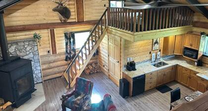 The Yellowstone cabin - part of Bear Creek Cabins