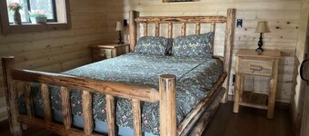 The Cowboy cabin - Bear Creek Cabins