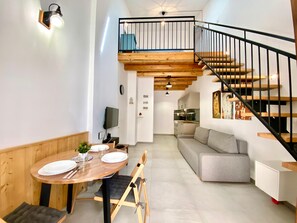TV - Loft Pergola, strategic location (CASTELLAMMARE DEL GOLFO)