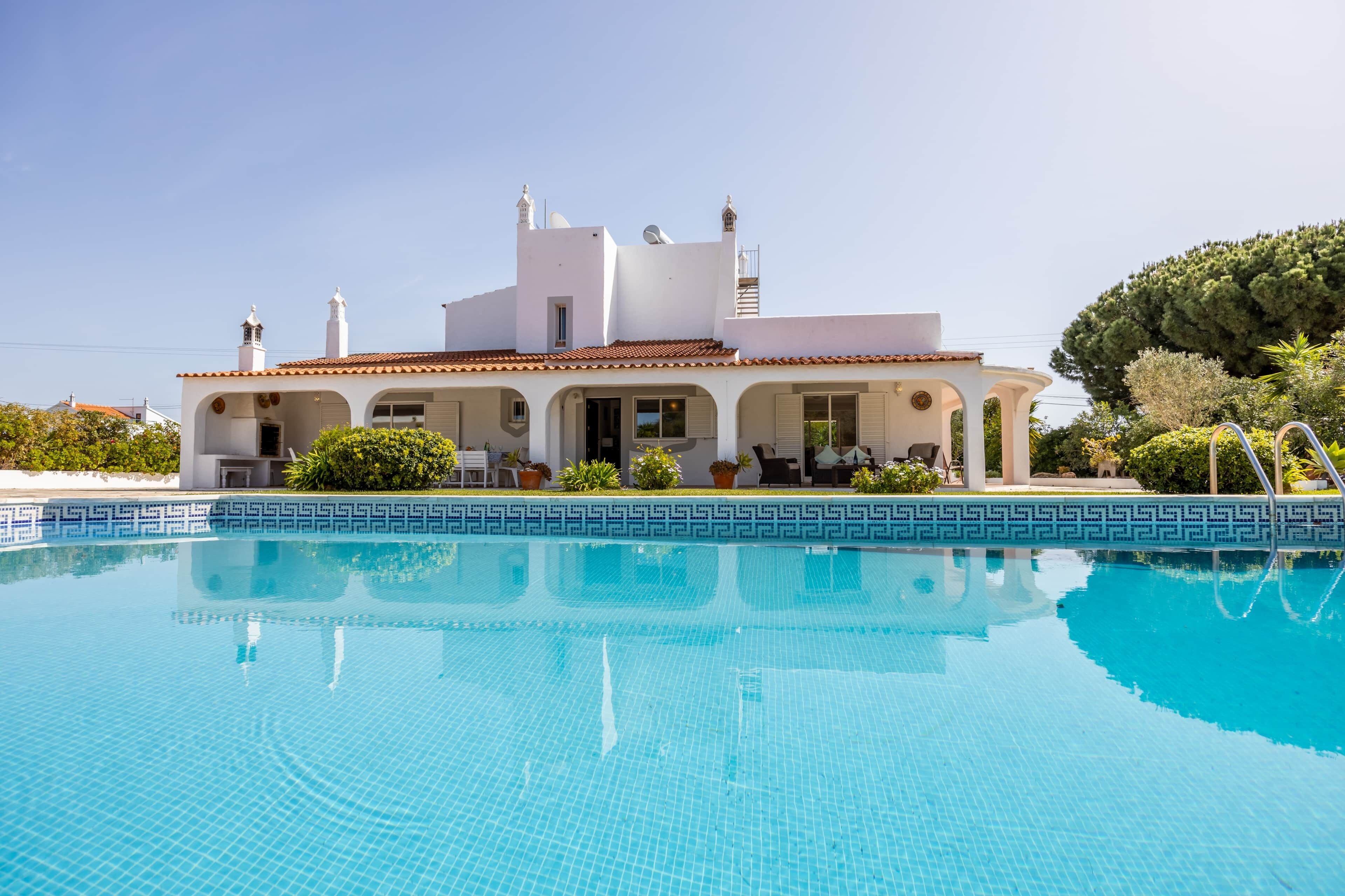 Piscine extérieure, piscine chauffée