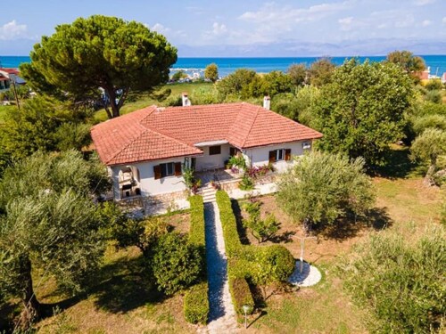 Koustas House by Corfu Stay Solutions, Home