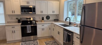 Relaxing Rutland Retreat Near Skiing, Dining & Hiking