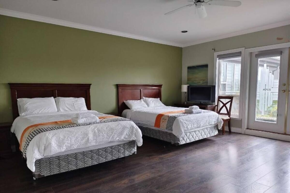 Superior-Doppelzimmer, Terrasse, Blick auf den Innenhof | Kostenloses WLAN