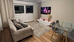 Apartment, 2 Bedrooms, City View | Living room - 2-bed Apart in the Heart of Aberdeen (Aberdeen)