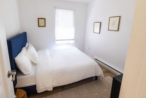 WiFi, bed sheets - The Nordic Hidden Gem (Spokane)