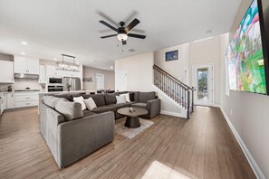 TV, ping pong - 3Br Brand New House - Games Room - Close To Disney (Kissimmee)