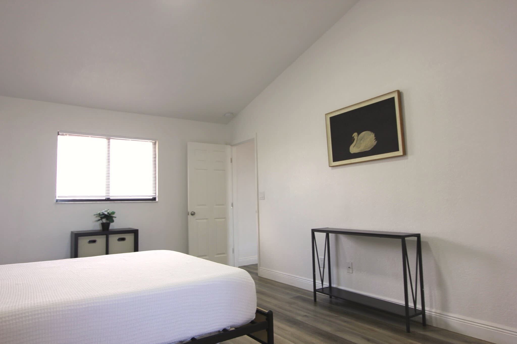 2 Schlafzimmer, Schreibtisch, Bügeleisen/Bügelbrett, WLAN