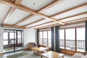 TV - 🏔 For rent - Apartment (2 rooms- 6 pers) in the heart of Les Sybelles at Le Corbier! (Villarembert)