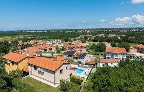 Exterior - Pet friendly home in Radmani (Radmani)