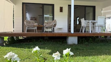 Bungalow 2 Tiki Oa oa | Tempat makan luar