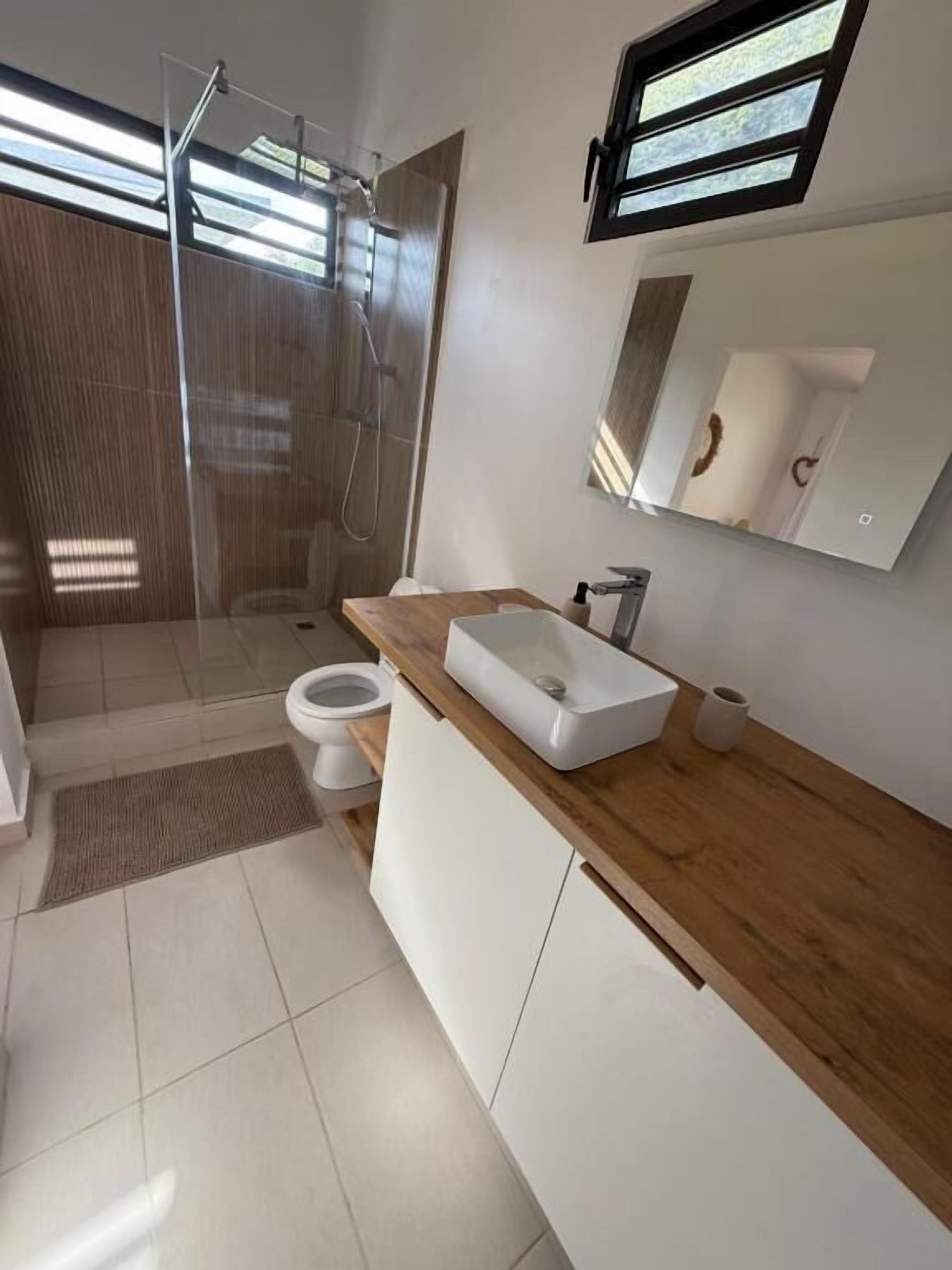 Bungalow 1 Tiki Moana | Bathroom
