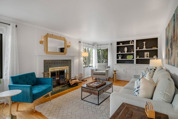 TV, fireplace, offices