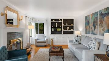 TV, fireplace, offices