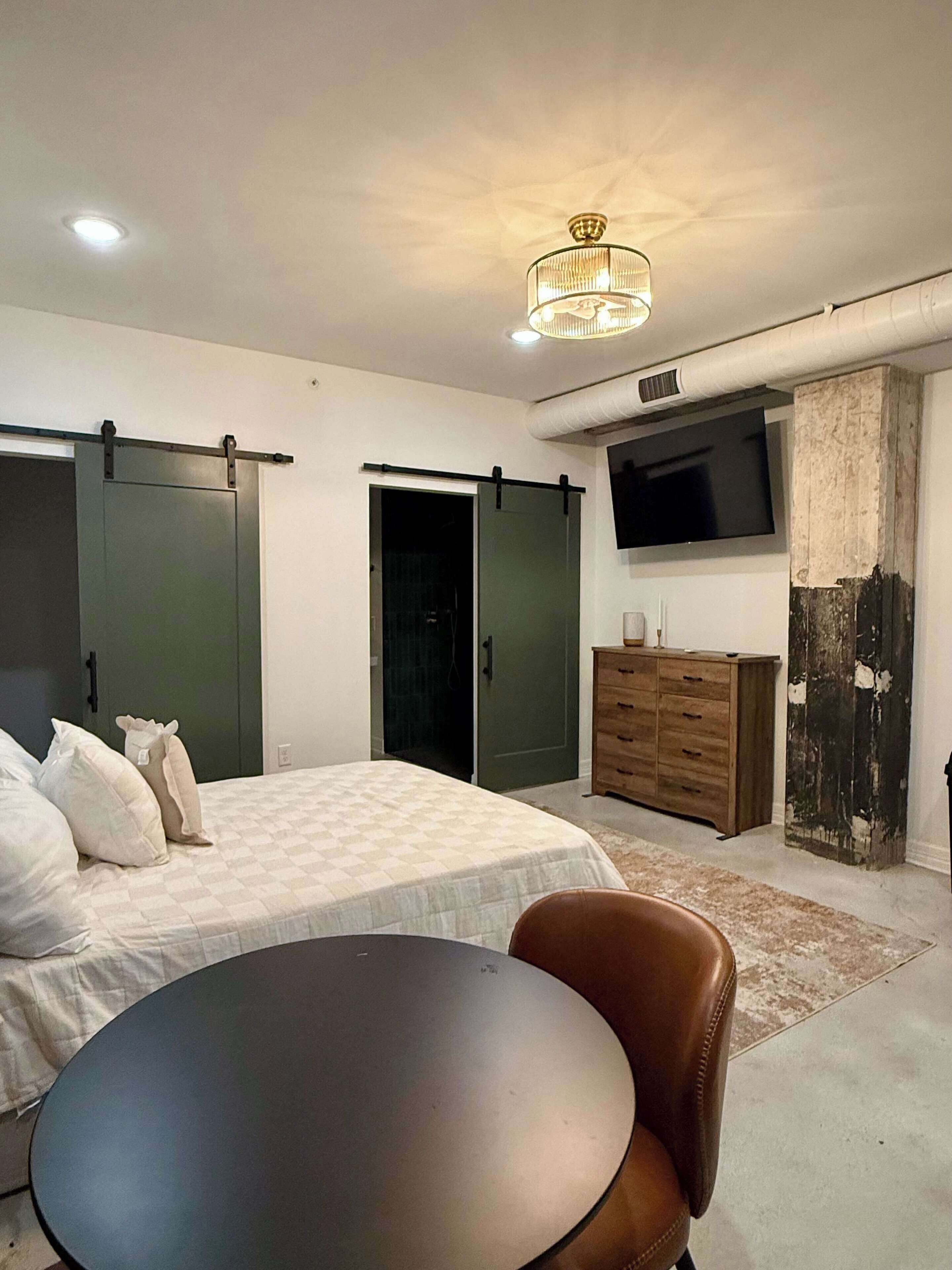 Fer et planche à repasser, Wi-Fi, literie fournie