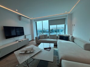 Living area - Duplex apartment with swimming pool (Tunis)