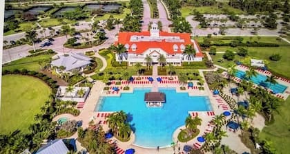 Beautiful new cottage in the much sought after Isles of Collier Preserve!!!