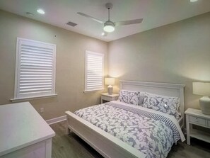 2 bedrooms, iron/ironing board, Internet, bed sheets