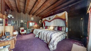 Deluxe Quadruple Room, 2 Double Beds, Mountain View | Free WiFi