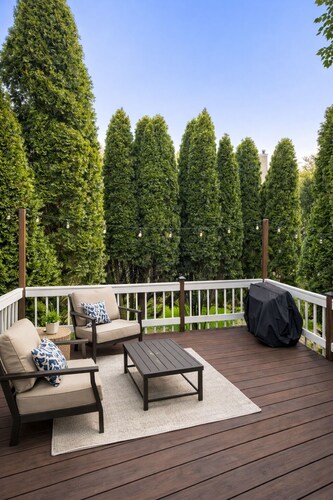 Haven Suite- Modern 1BR Near Gurnee Mills, Six Flags, Naval Base, Area Hospitals