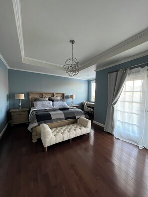 6 bedrooms, iron/ironing board, Internet, bed sheets - Casa Marieta, a place of peace and tranquility. (B.C.)