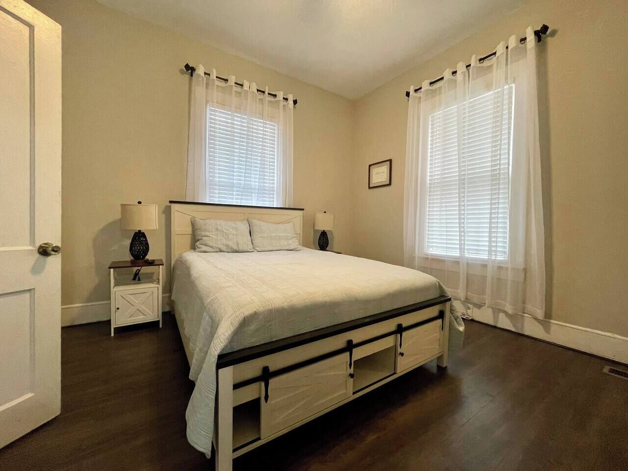 Fer et planche à repasser, Wi-Fi, draps fournis